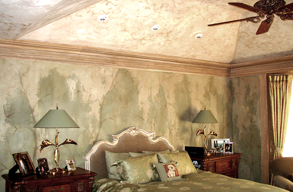 Romantic plaster wall and ceiling finishes